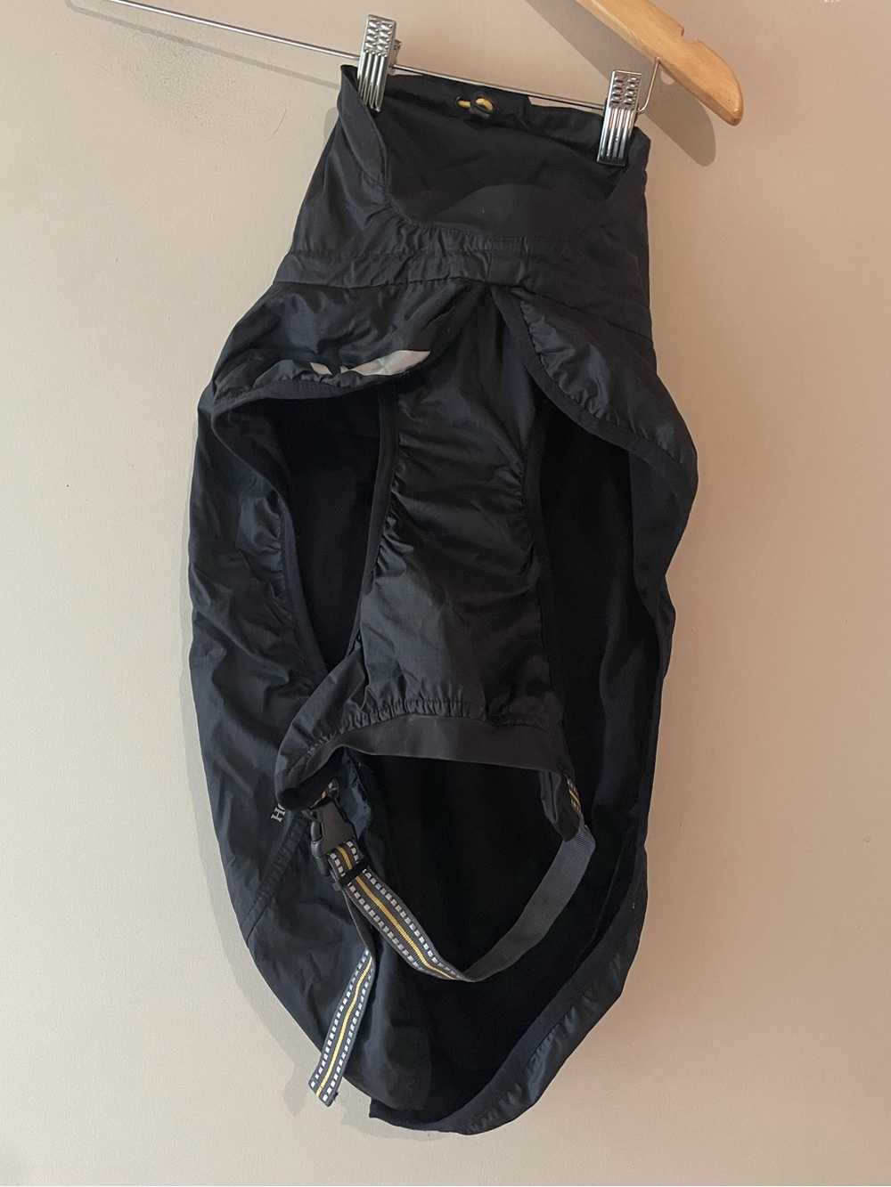 🦆 Hurtta | Black Rain Coat